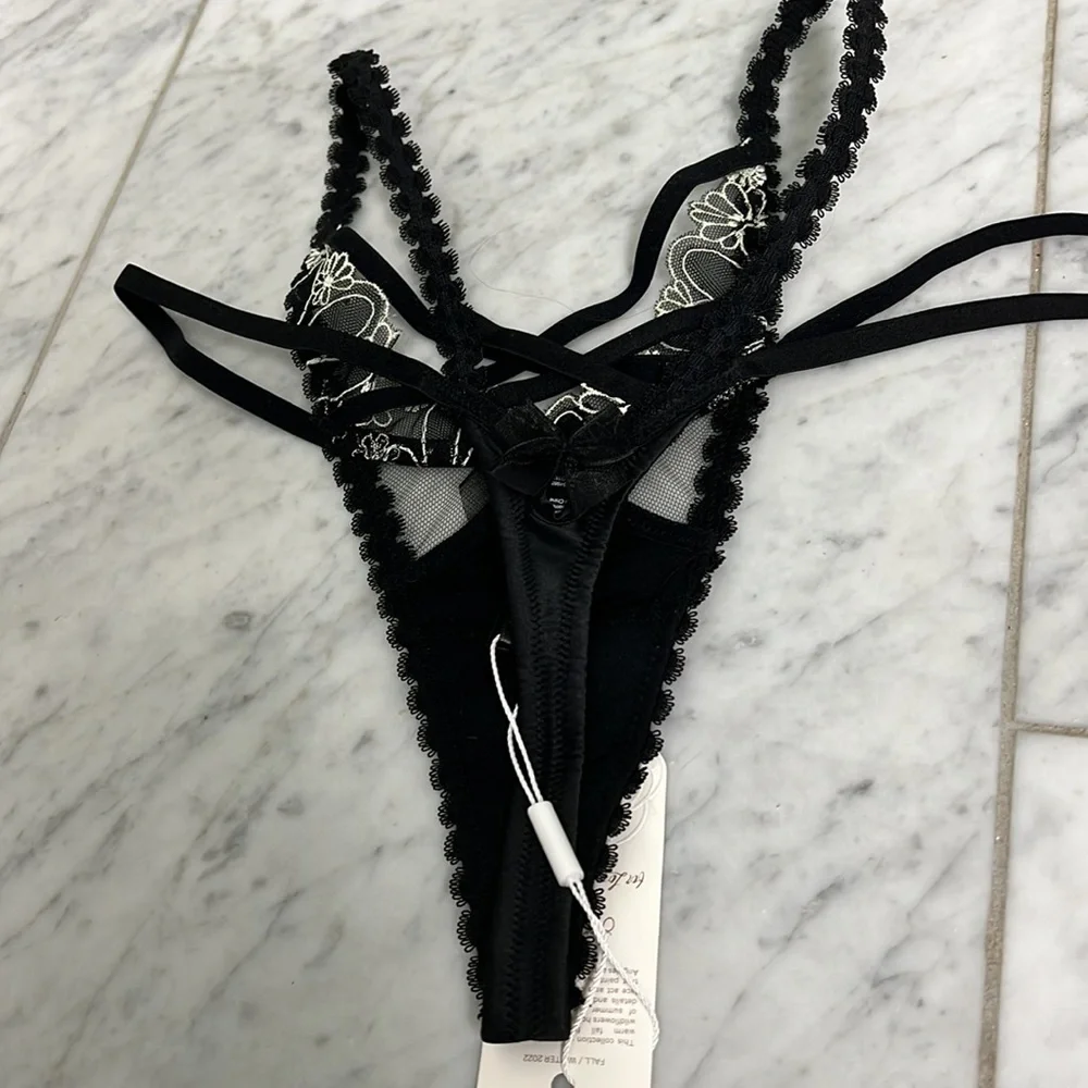 For Love and Lemons Black Thong Floral Sz Small - Picture 4 of 5